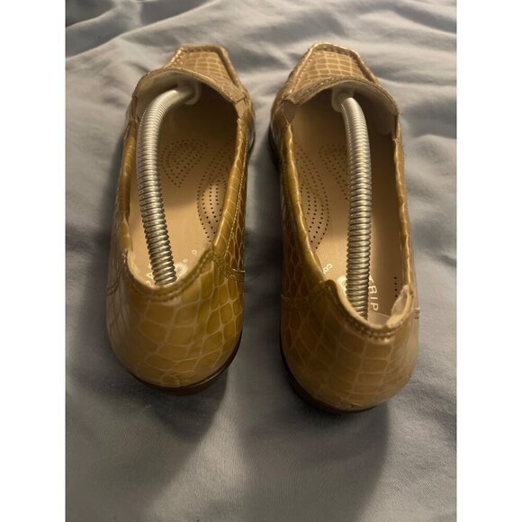 SAS Beige Croc-Embossed Leather Loafers Size 8N Comfort Foot Bed USA - Picture 5 of 16